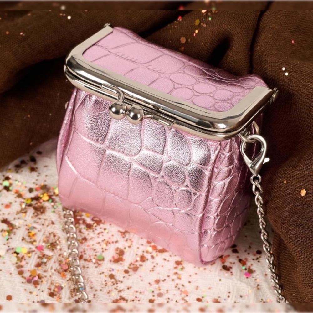 NEW Mini Pink Metallic Croc Kiss Lock Crossbody Bag Silver Chain Strap Barbie - Picture 2 of 5
